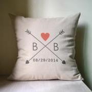 Love arrow,couple initial,Personalized pillow cover,cushion cover,monogrammed pillow,anniversary gift,bridal shower gift,wedding gift